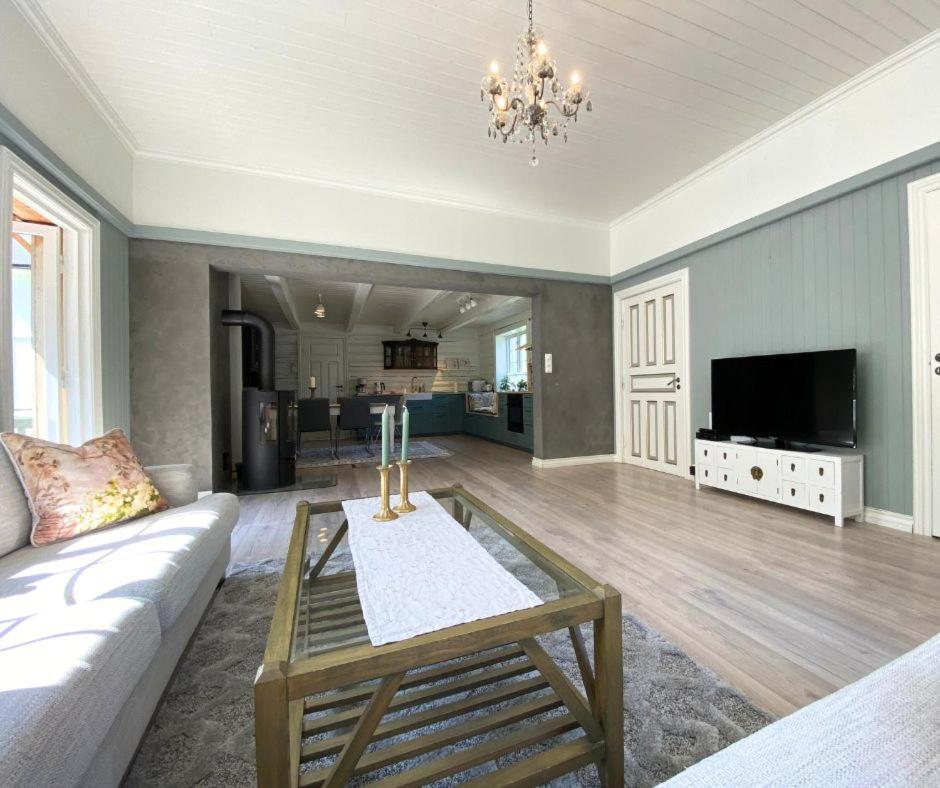 Dalen - Full House With Two Bedrooms, Patio, Garden And Central Location Exterior foto
