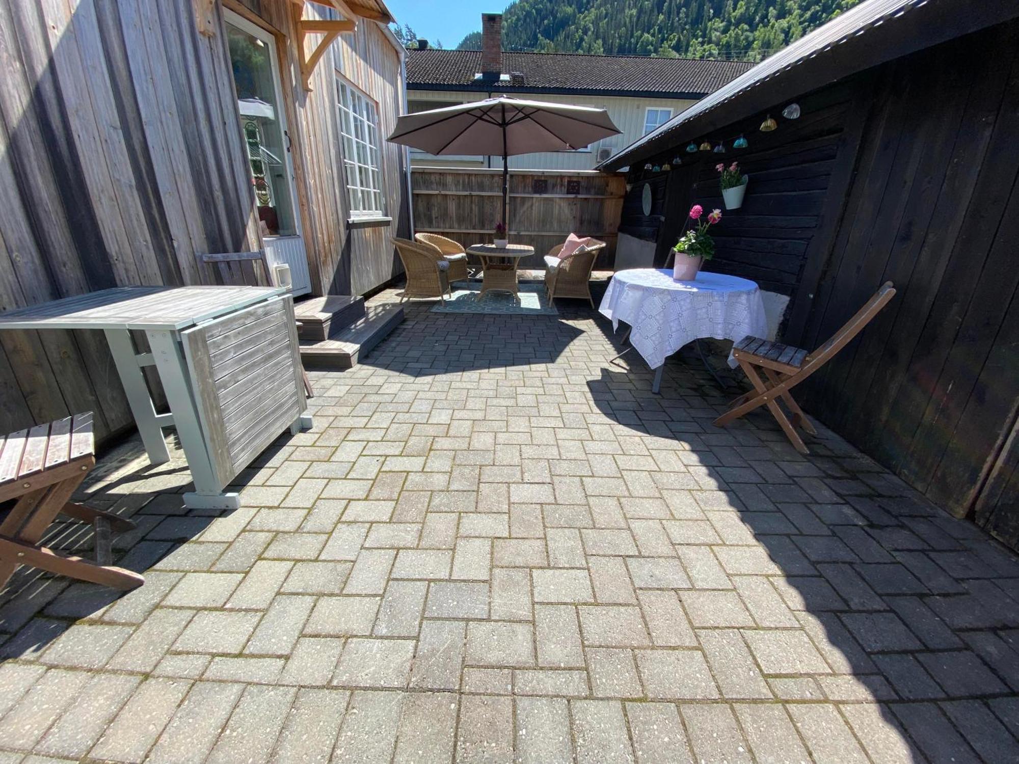 Dalen - Full House With Two Bedrooms, Patio, Garden And Central Location Exterior foto